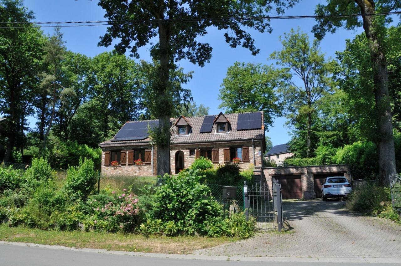 Tres Belle Villa 4 Facades Dans Quartier Vert Et Arbore - 5 Kms De Namur Extérieur photo